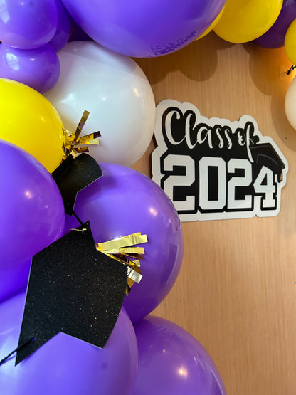 Graduation Wooden Backdrop Wall------ 3 Hour Rental