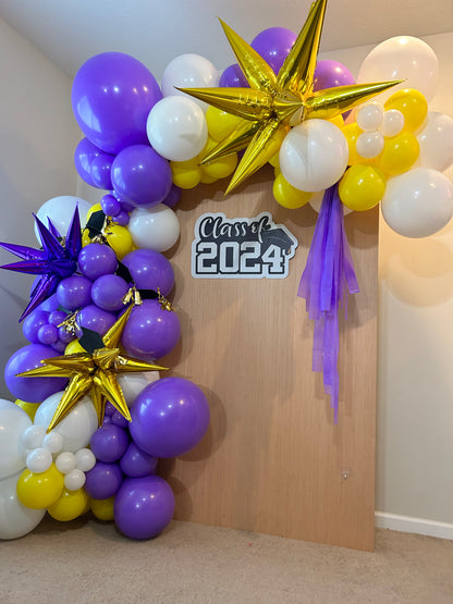 Graduation Wooden Backdrop Wall------ 3 Hour Rental