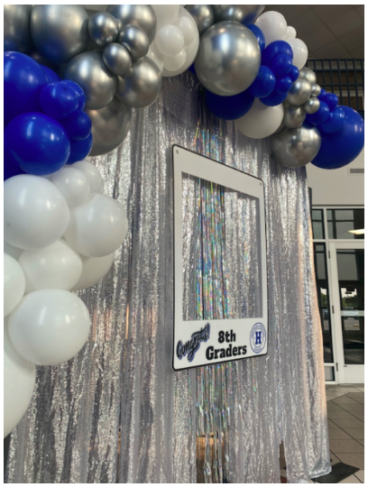 Festive Fringe Hanging Sign & Balloon Garland